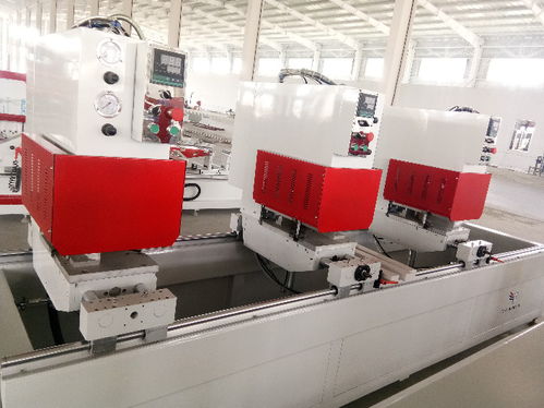 精選優(yōu)質(zhì)品牌 制作斷橋鋁門窗的關(guān)鍵設(shè)備選購(gòu)指南